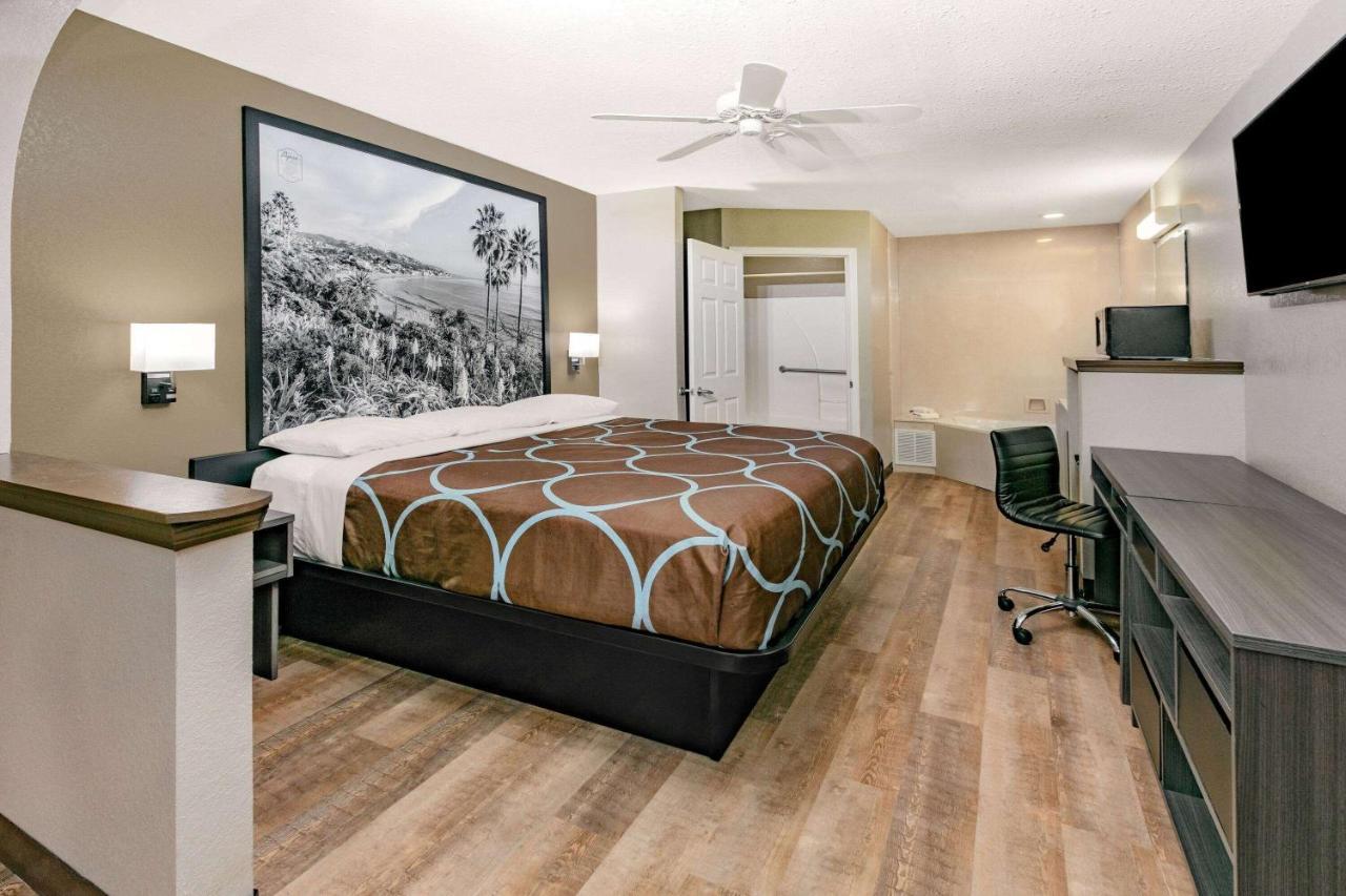 Super 8 By Wyndham Moss Point Motel Eksteriør billede